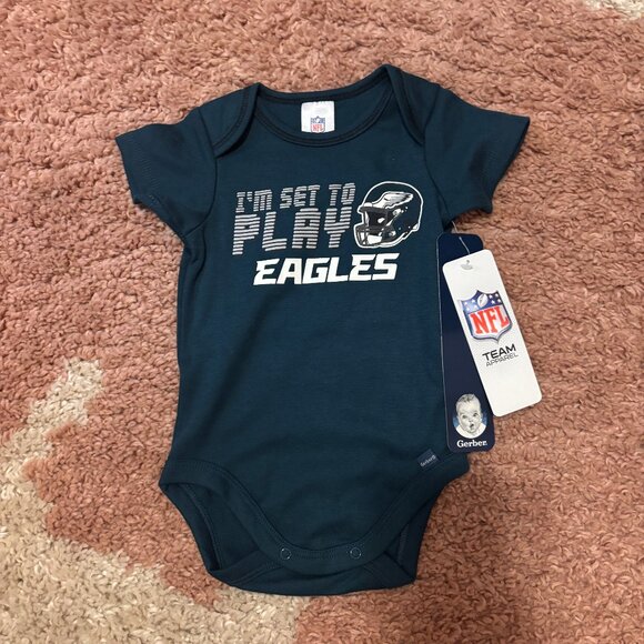 NWT Infant NFL TEAM APPAREL EAGLES FOOTBALL ONE PIECE 0-3 M - Picture 1 of 2